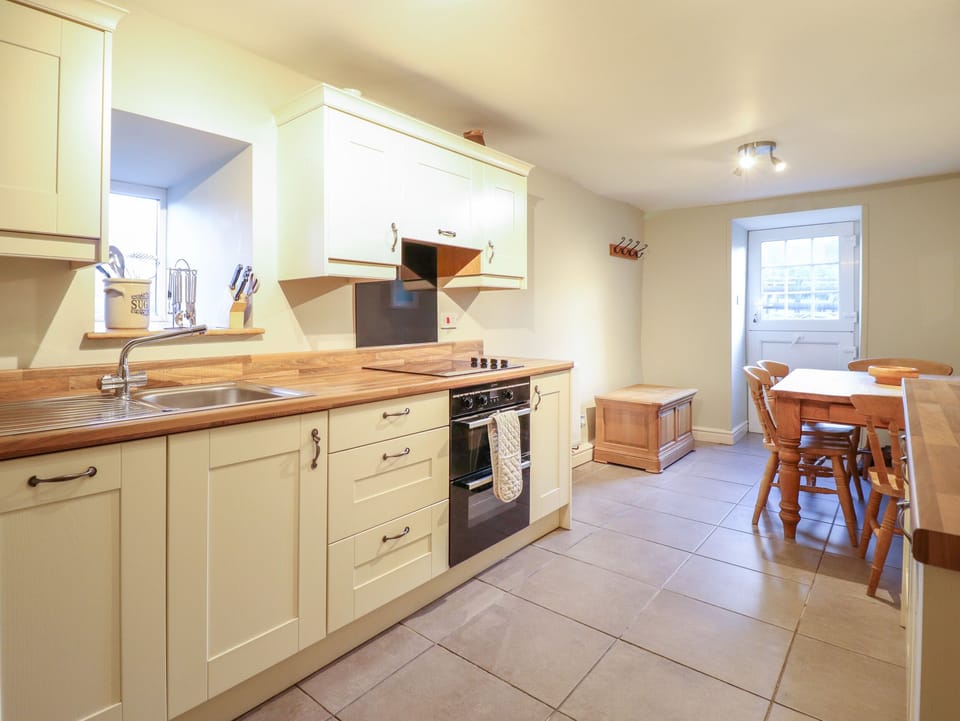 Fridge, dishwasher, electric kettle, toaster