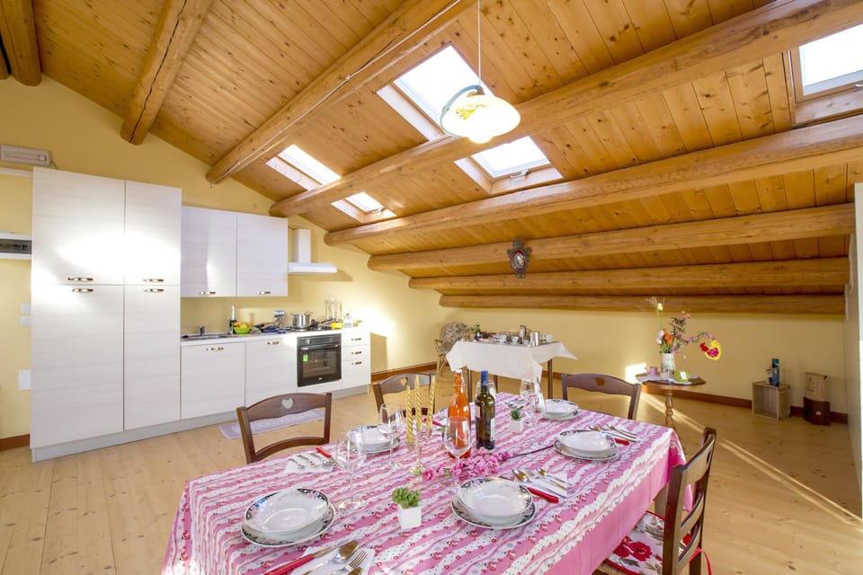 Villa | Dining