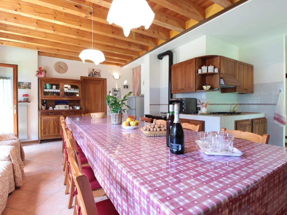 House | Private kitchen | Highchair