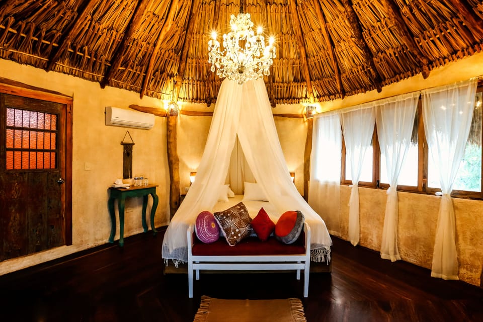 Luxury Room, 1 King Bed, Garden View | In-room safe, free WiFi, bed sheets
