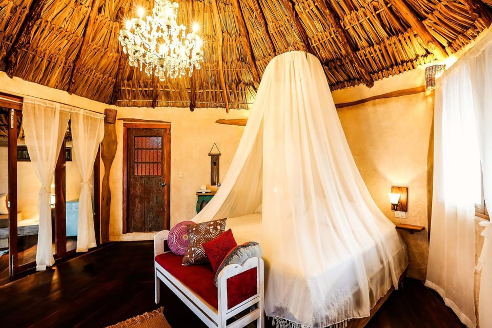 Luxury Room, 1 King Bed, Garden View | In-room safe, free WiFi, bed sheets
