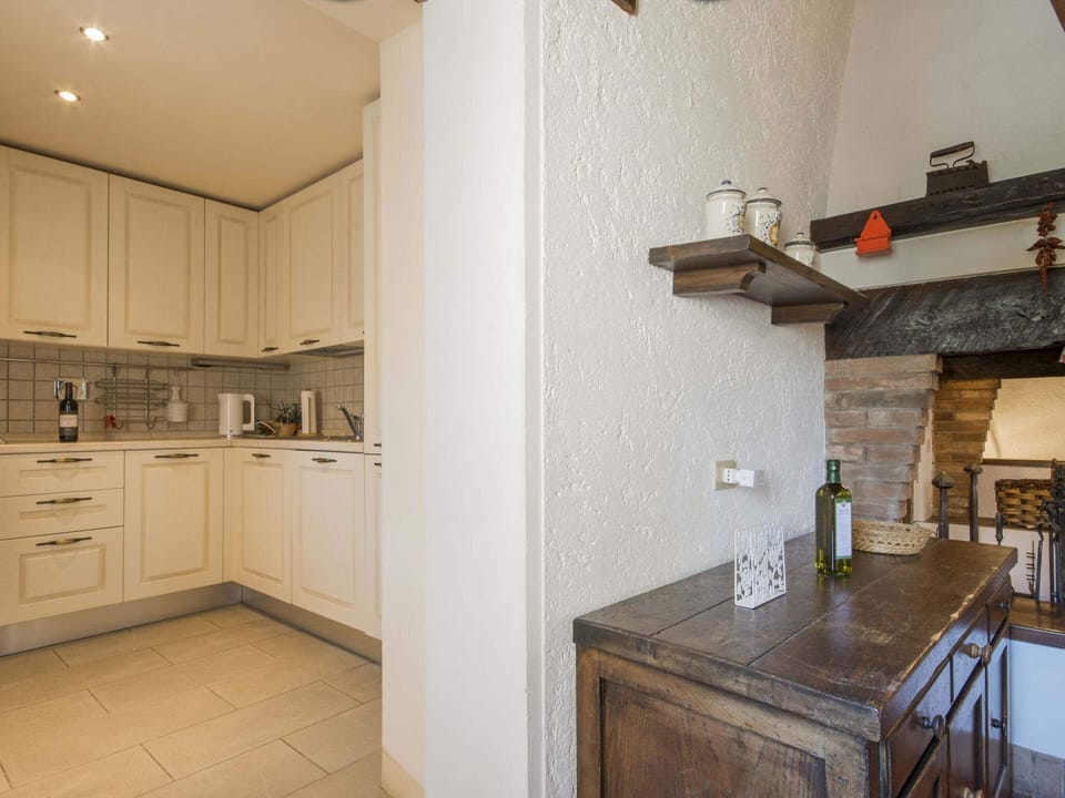 House | Private kitchen | Highchair