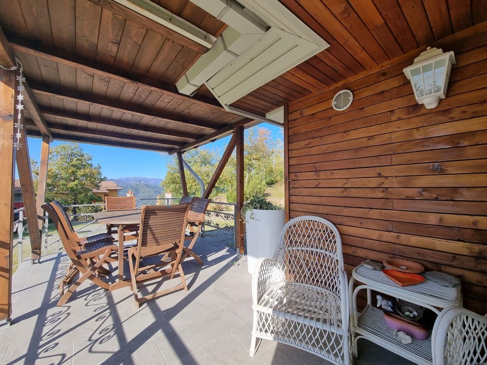 Chalet | Balcony