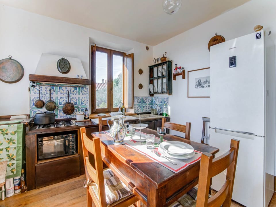 Villa | Dining