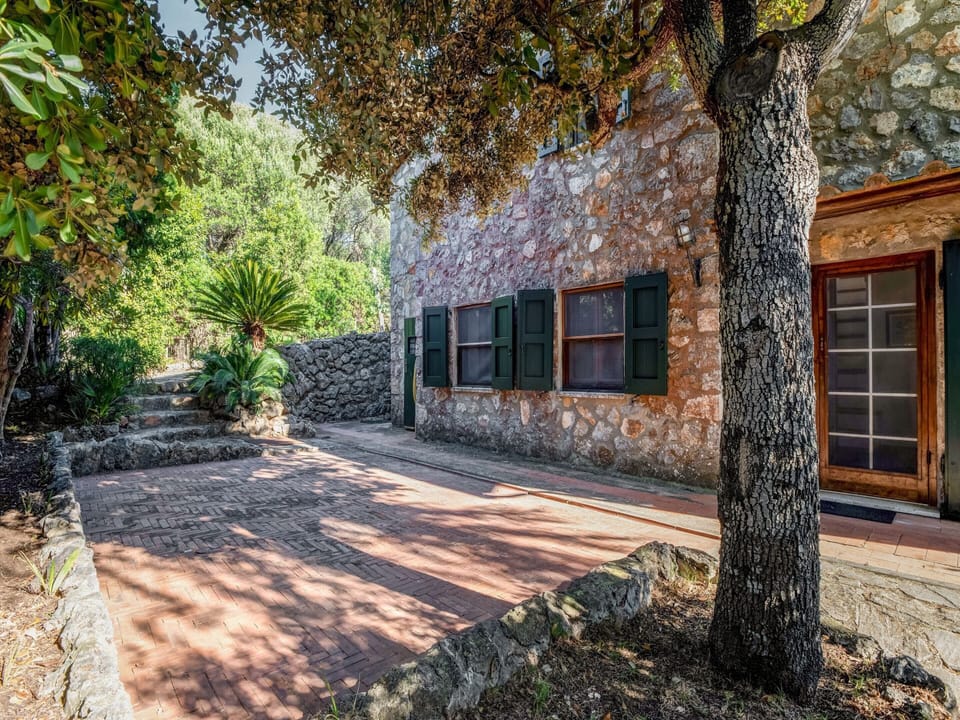 House | Garden