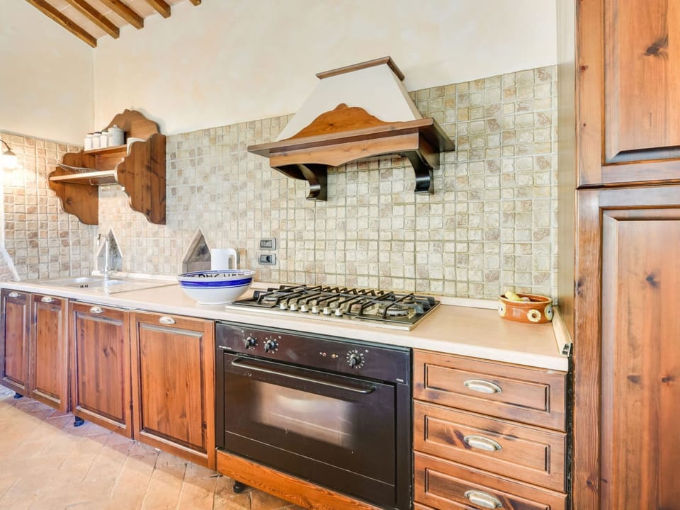 House | Private kitchen | Highchair