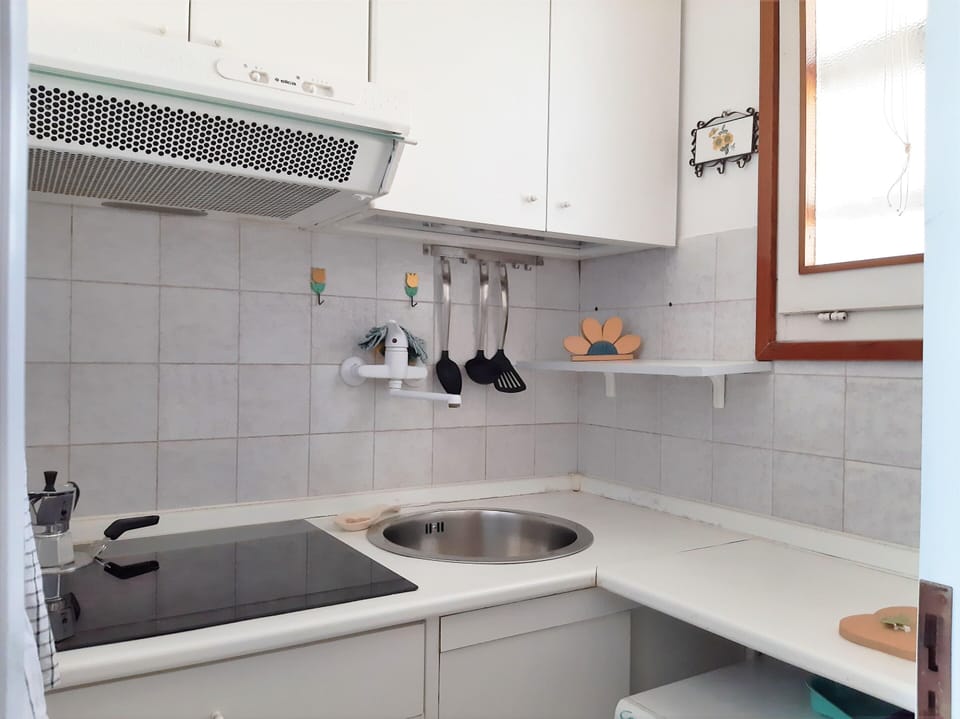 Apartment | Private kitchen | Highchair