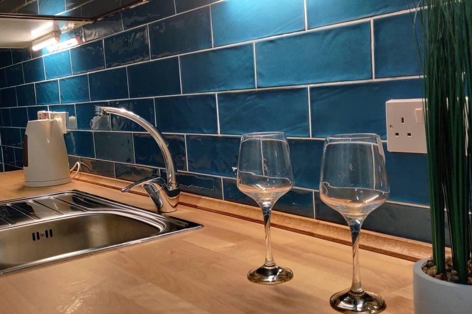 Apartment | Private kitchen | Fridge, microwave, oven, stovetop