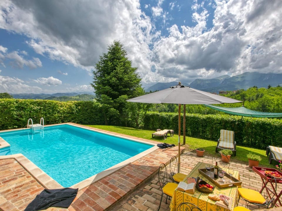 Villa | Pool | Indoor pool, outdoor pool