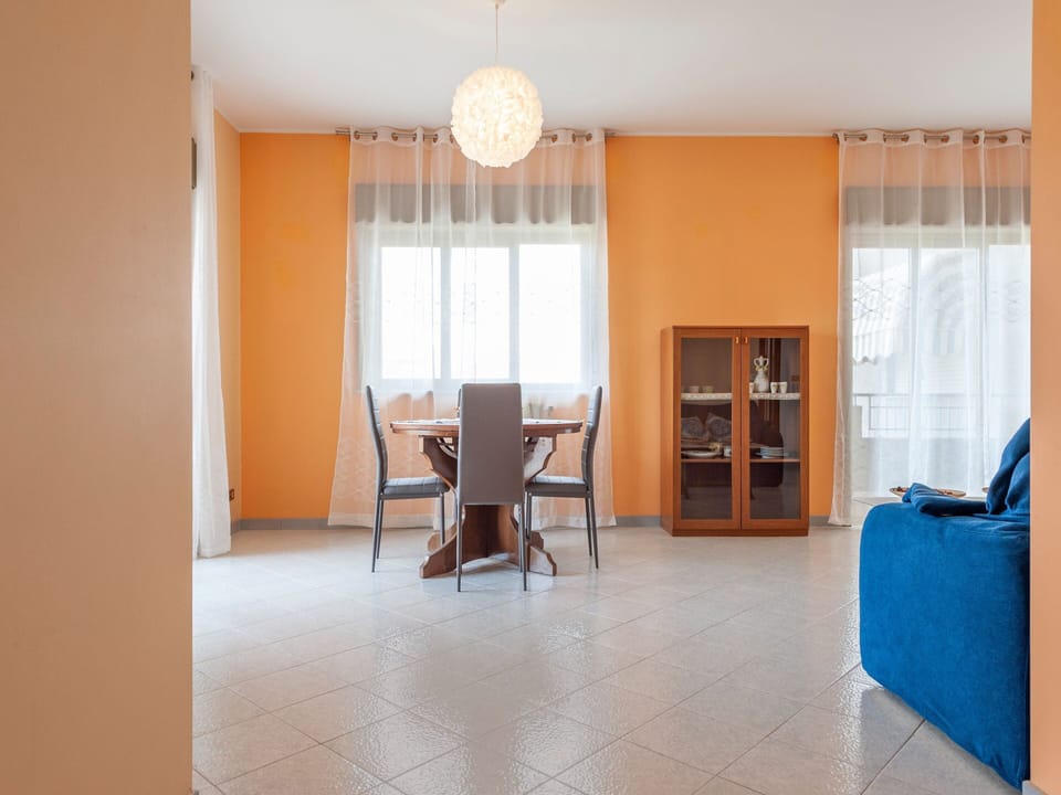 Apartment | Dining