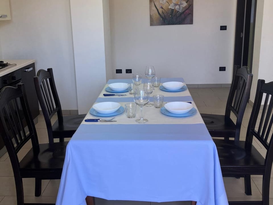Apartment | Dining