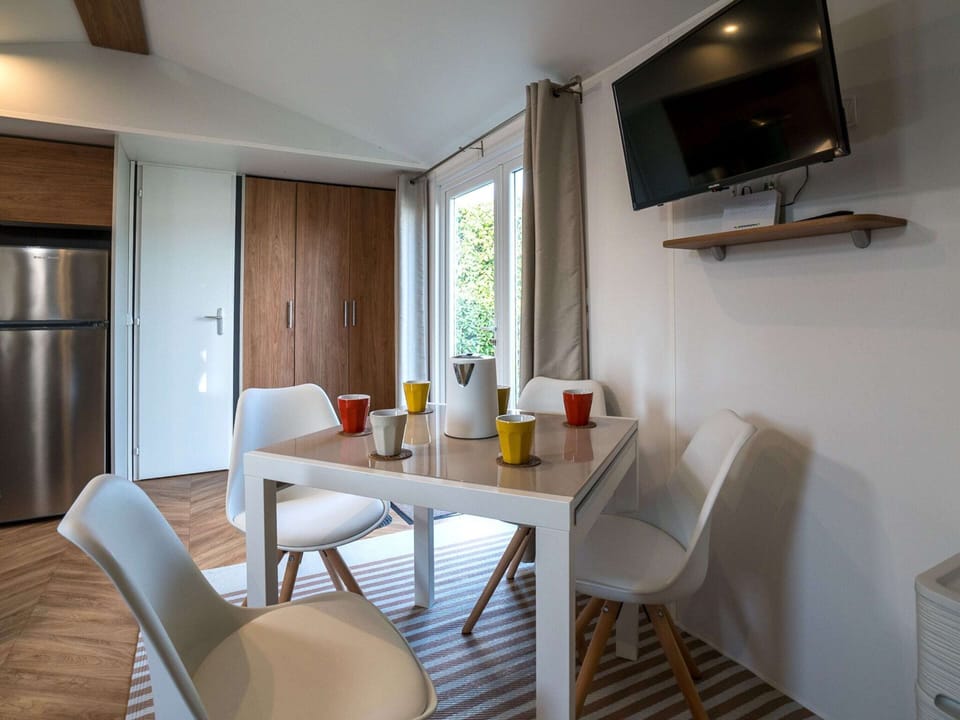 Chalet | Dining