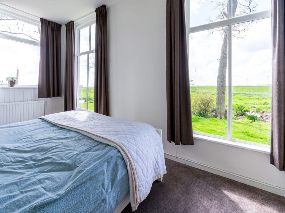 B&B Farm Grutsk in Suwald With Private Harbour House in Leeuwarden