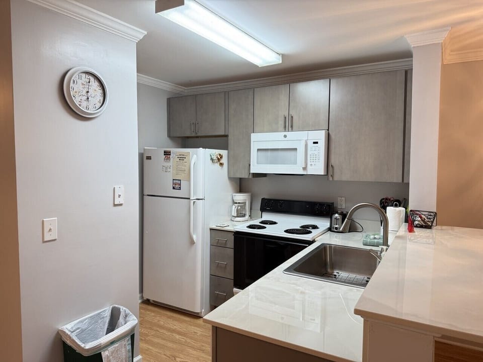 Colonial Charters D2 Kitchen