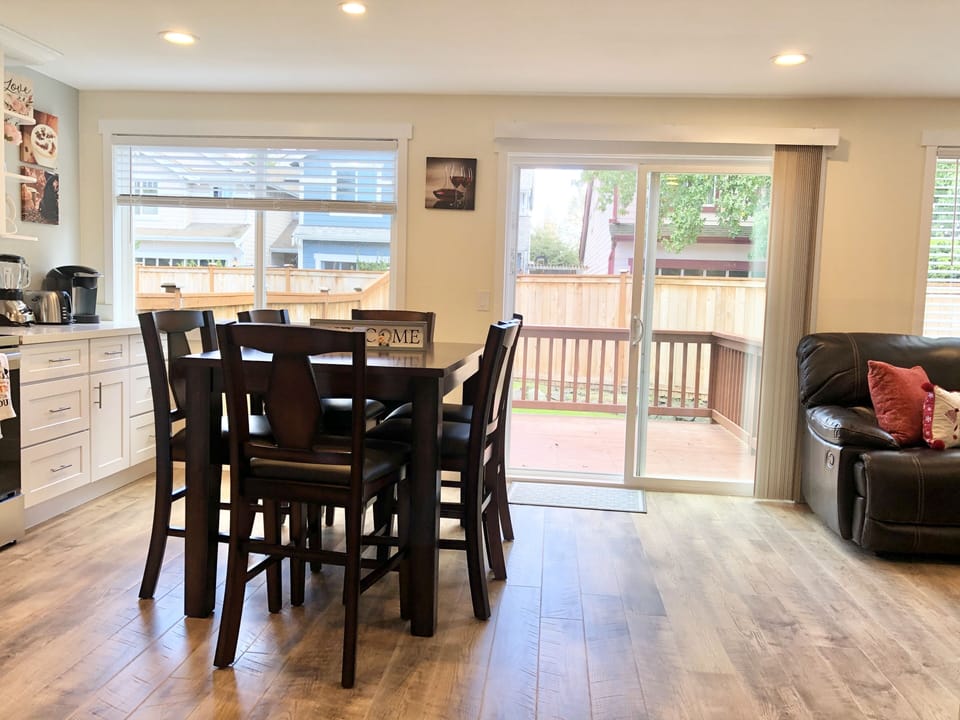 Windows provide plenty of natural light!