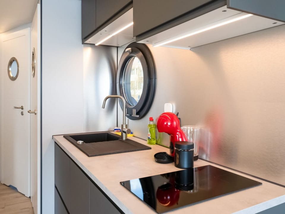 Mobile Home | Interior detail