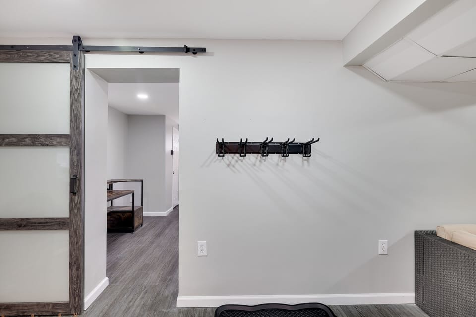 Dedicated snowboard/ski racks
