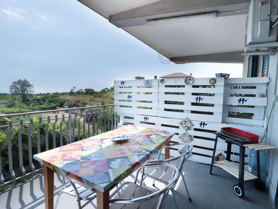 Apartment | Dining