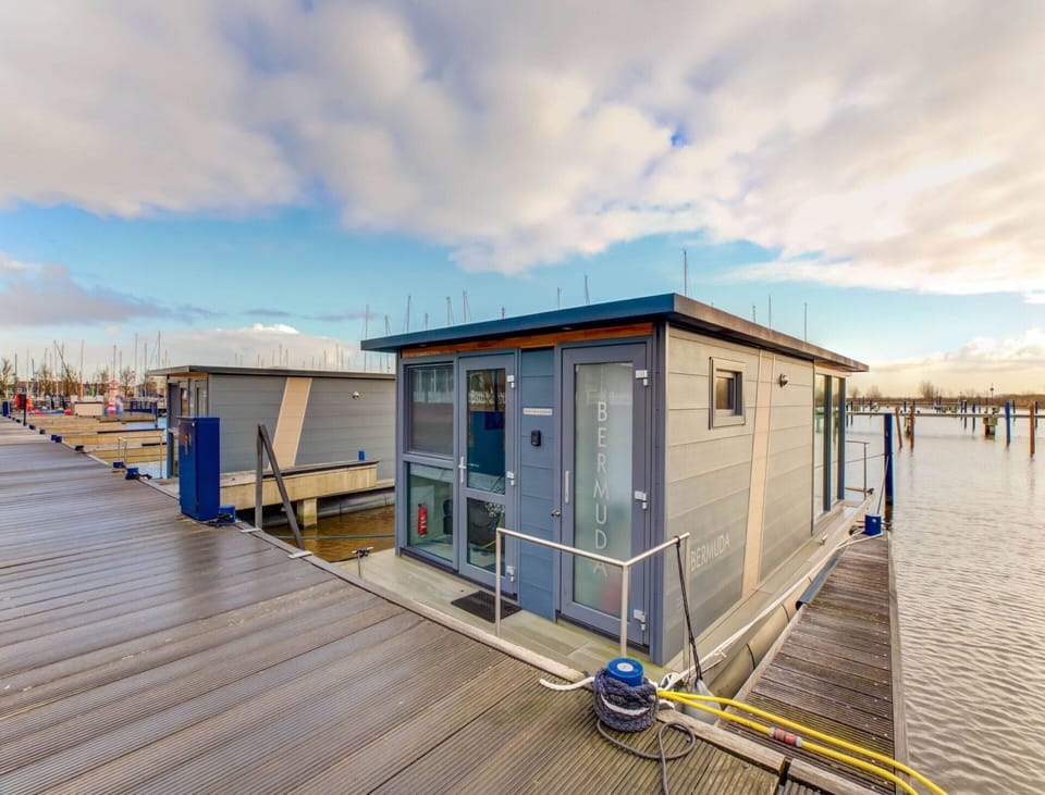 Mobile Home | Exterior