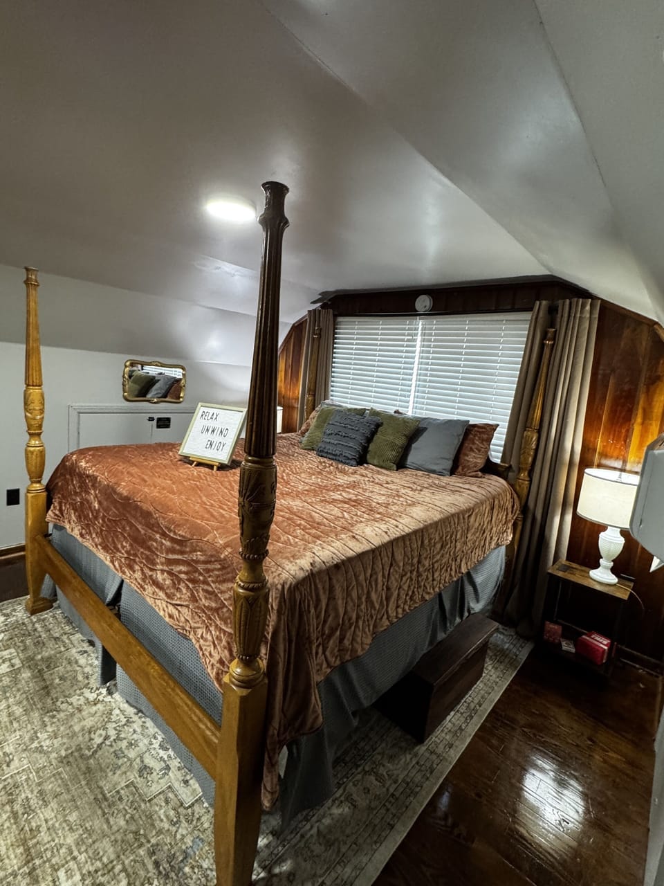 4 poster King Size Bed