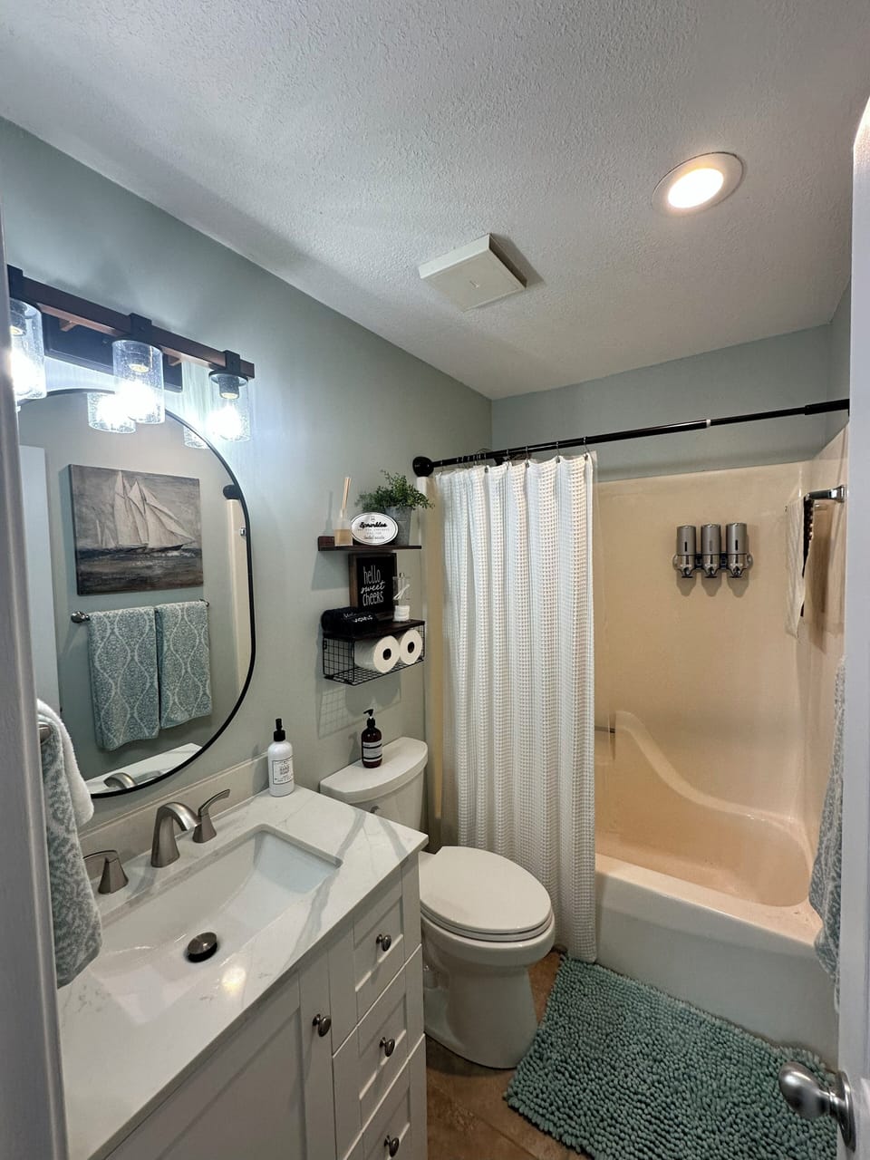 Main Level Full Bath 
