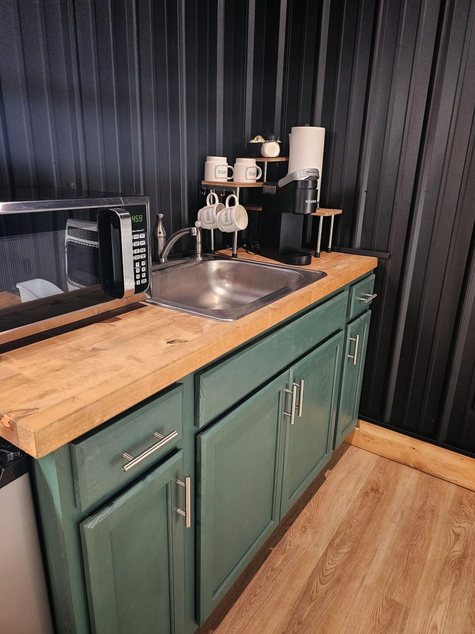 Air-fryer & Mini Fridge 