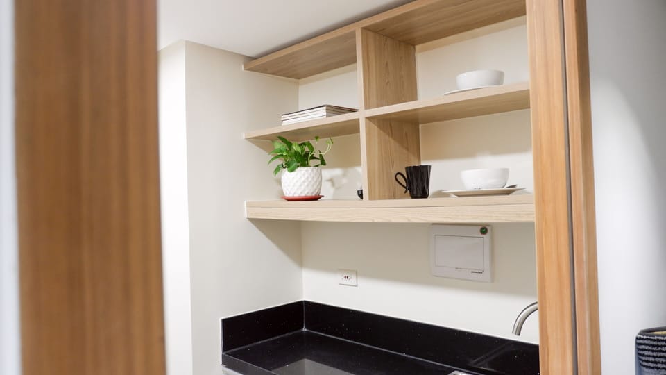 Quadruple Room | Desk, laptop workspace, rollaway beds, bed sheets