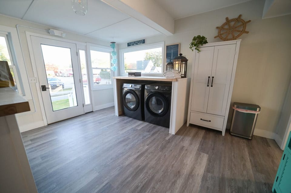 Who says laundry rooms can`t be beautiful? This space is proof that even chores can be chic.