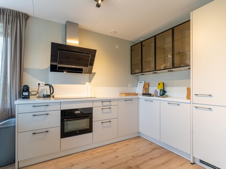 House | Private kitchen | Stovetop, highchair
