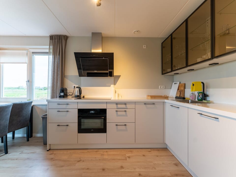 House | Private kitchen | Stovetop, highchair