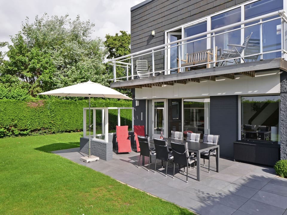 House | Dining