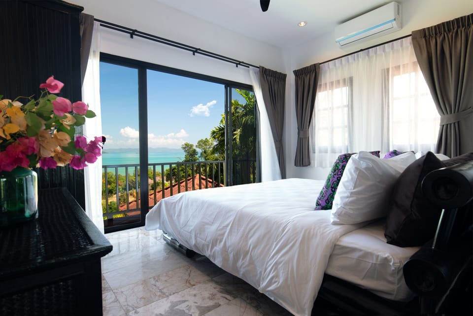 Panoramic Villa | 4 bedrooms, desk, iron/ironing board, free WiFi