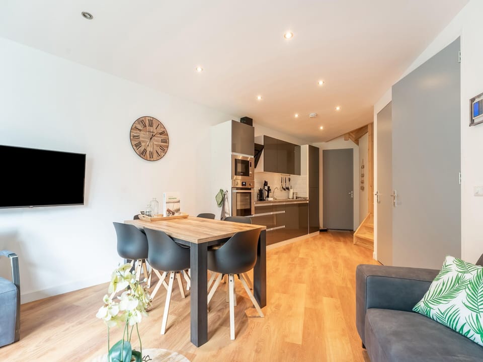 House | Dining