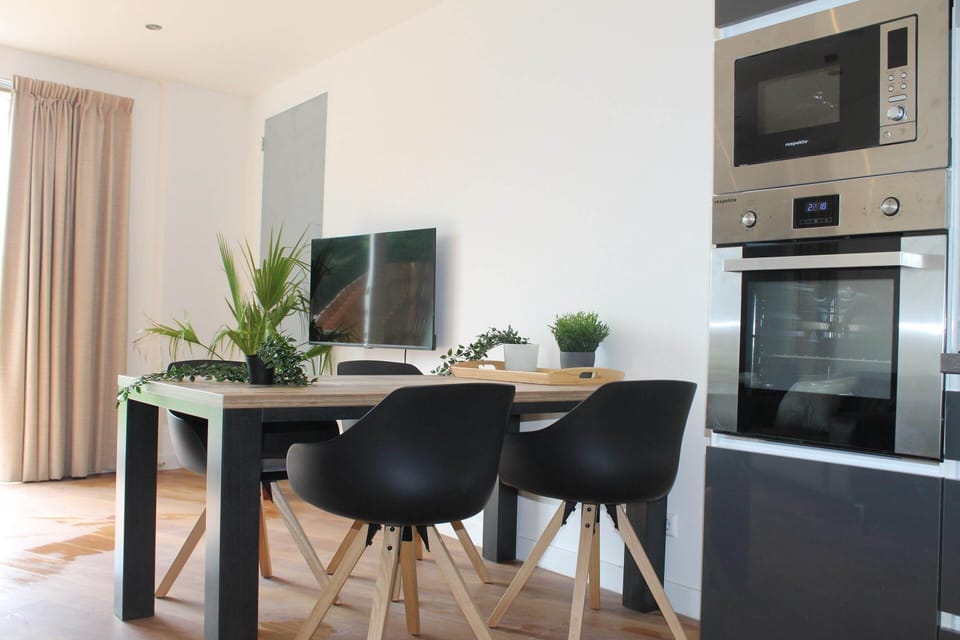 House | Dining