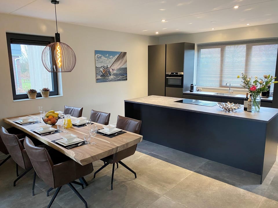 House | Dining