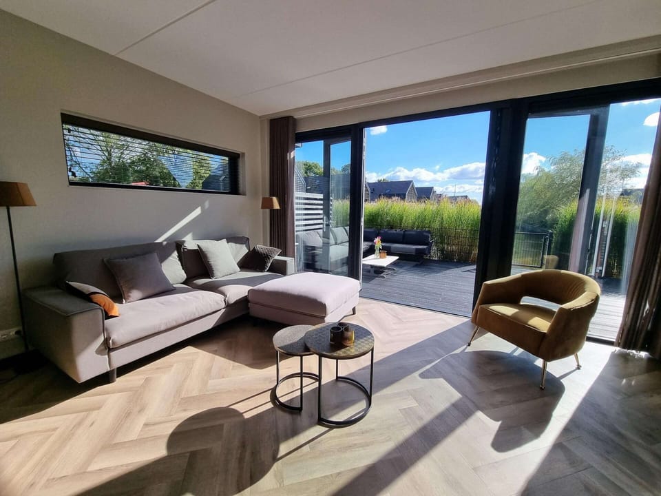 House | Living room