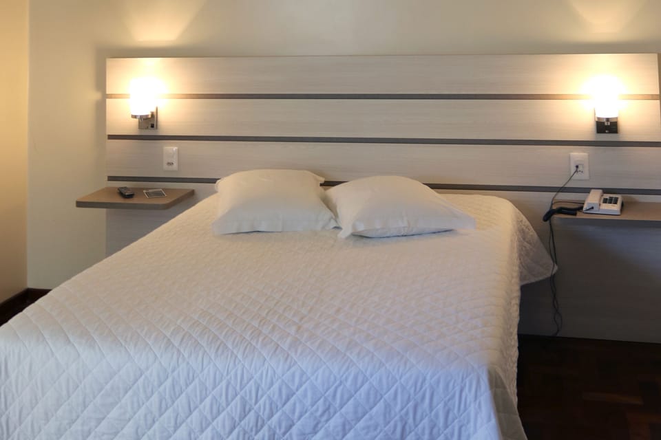 Standard Double Room | Free WiFi, bed sheets