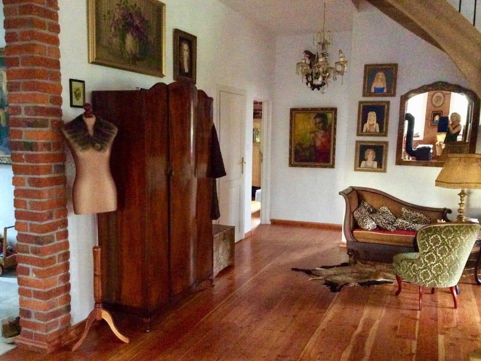 House | Living room