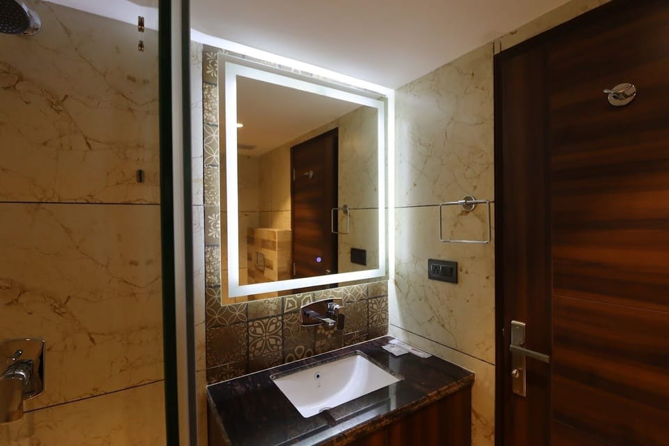 Business Studio | Bathroom