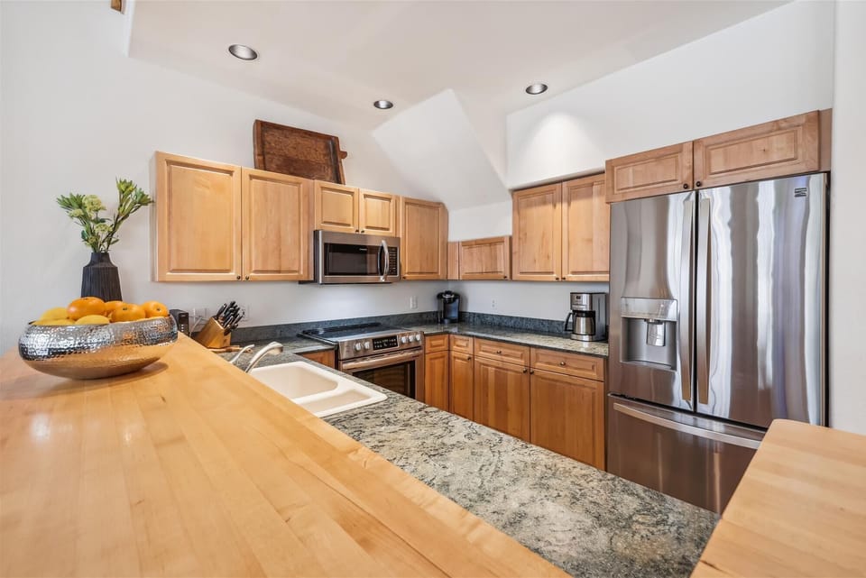 Kitchen - Corral 309W - Breckenridge Vacation Rental