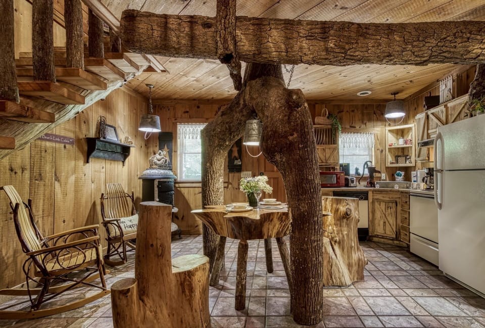 Cabin, 1 Bedroom | Private kitchen | Fridge, oven, coffee/tea maker, toaster