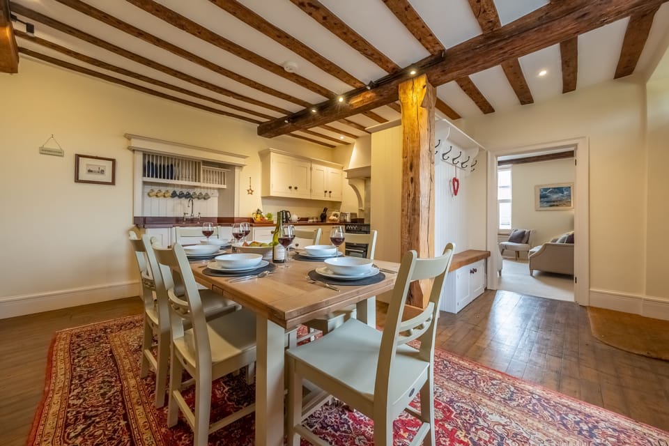 Ground floor: Dining