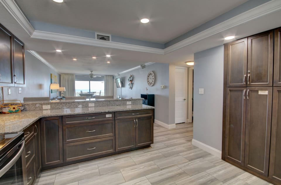Condo, 2 Bedrooms | Private kitchen | Coffee/tea maker, fridge, oven, toaster