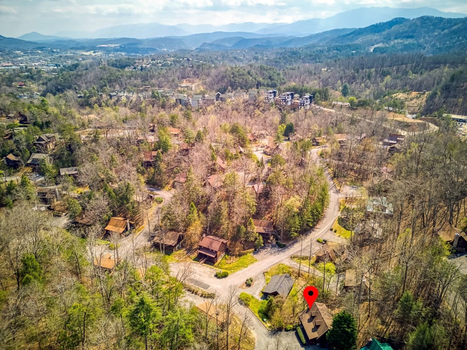 Cabin, 6 Bedrooms | Aerial view