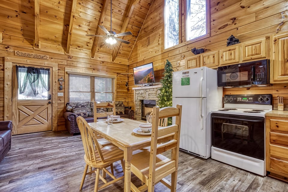 Cabin, 1 Bedroom | Interior