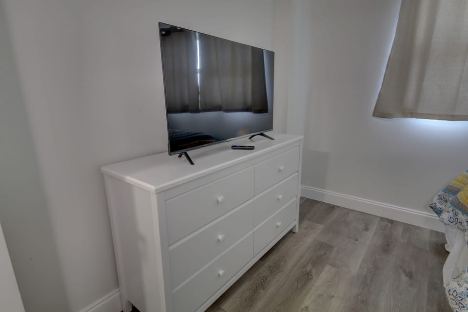 Condo, 2 Bedrooms | Interior