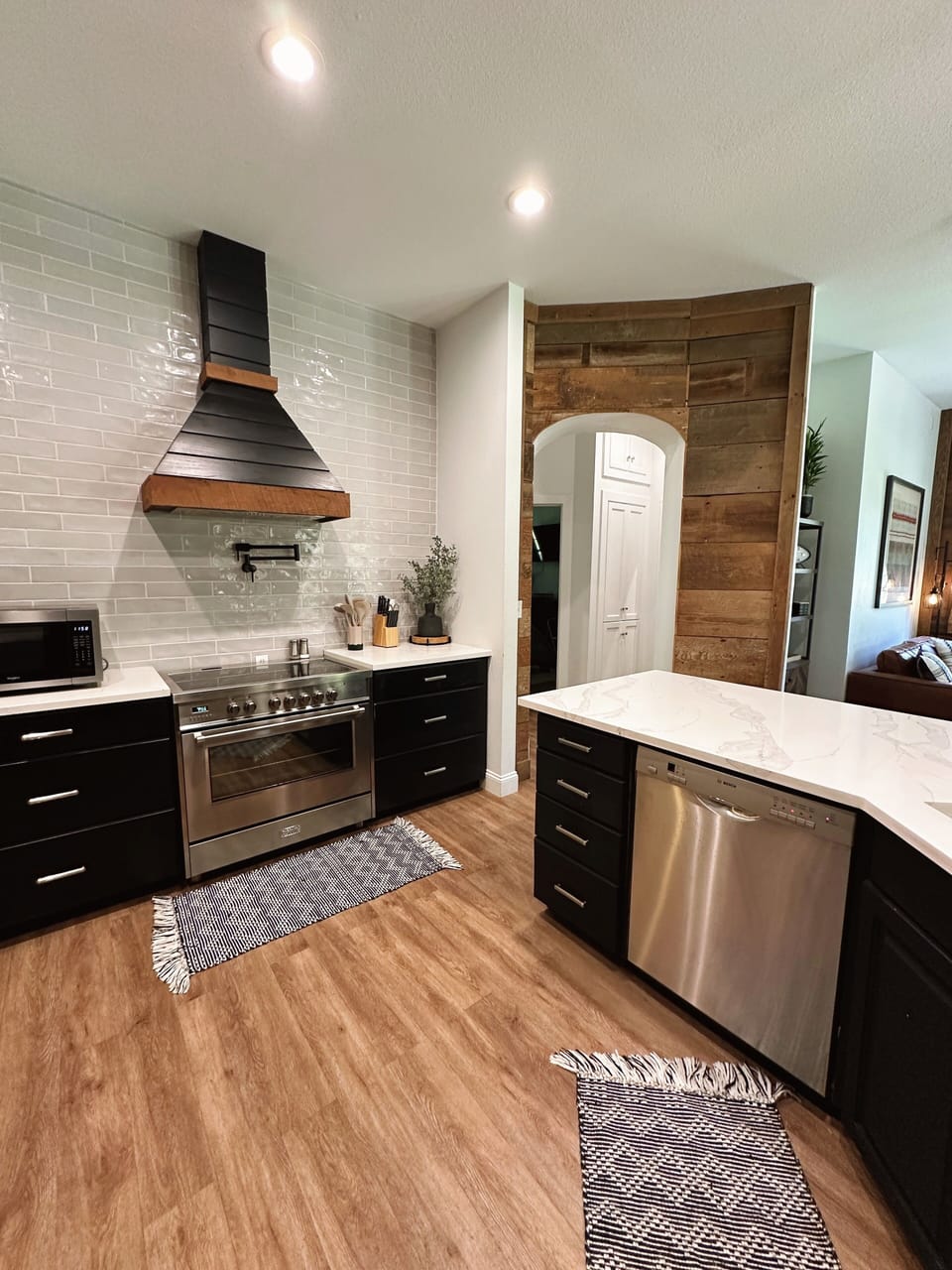 Kitchen angle2