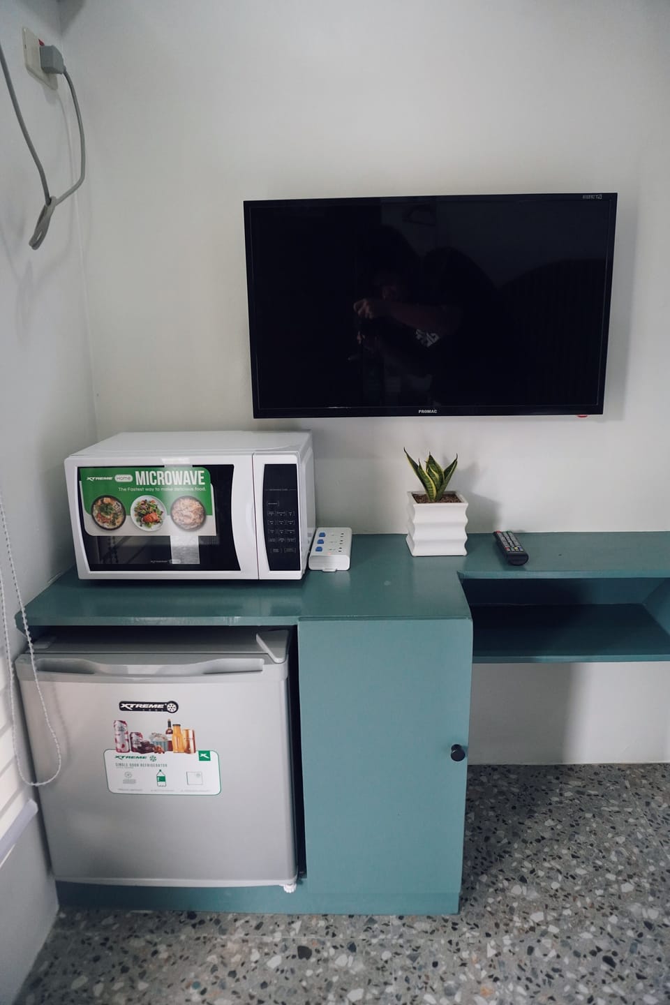 Standard Double Room, Non Smoking, Refrigerator & Microwave | Down comforters, individually furnished, free WiFi, bed sheets