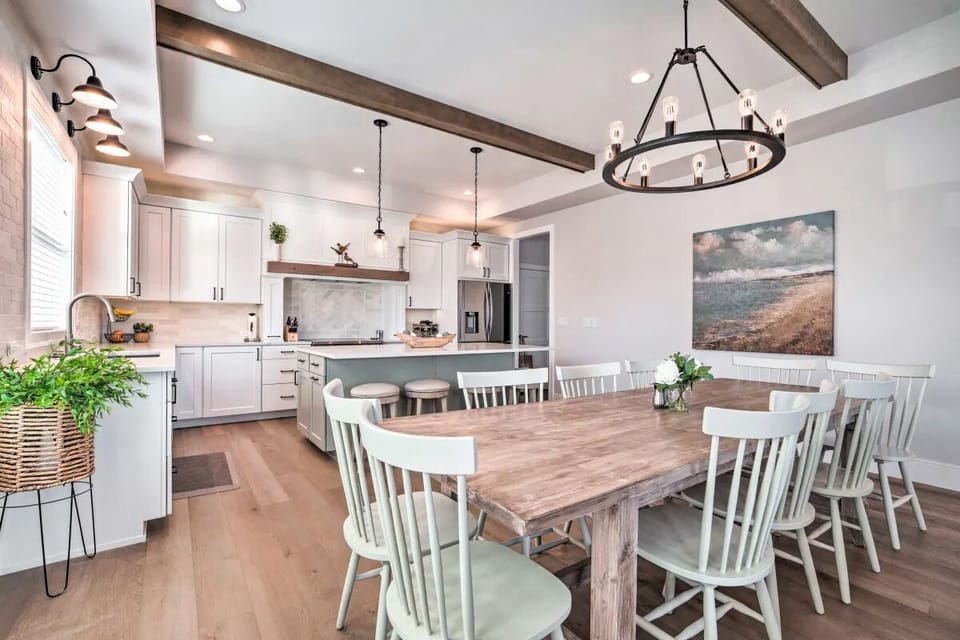 Kitchen/Dining room - seating for 16 at table and adjacent Island