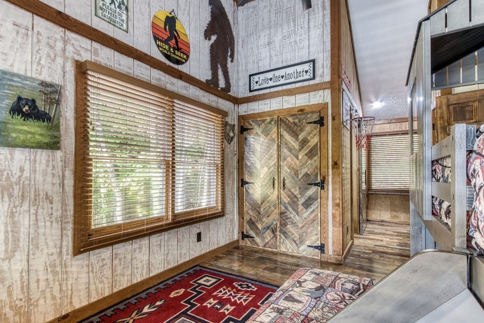 Cabin, 2 Bedrooms | 2 bedrooms, free WiFi
